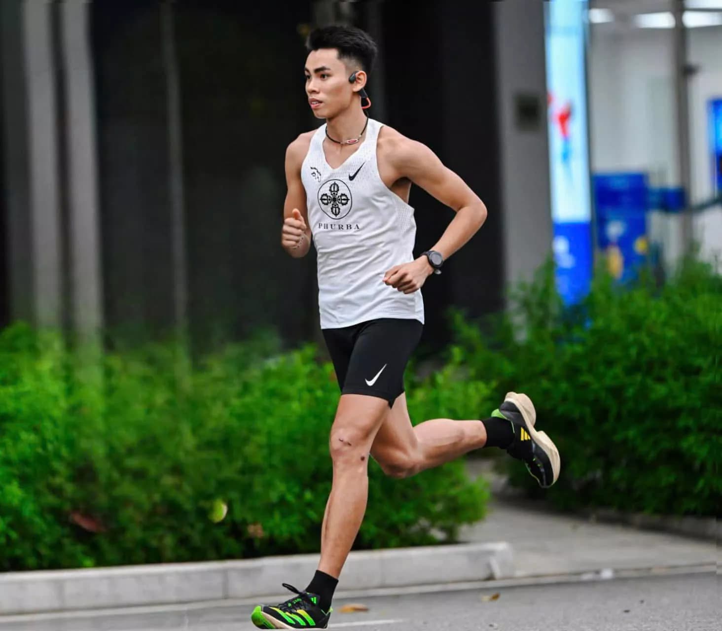Triathlon athlete